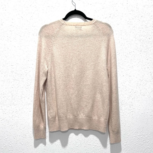J. Crew Women's lamb's wool Soft Beige Crew Neck Sweater M - Picture 3 of 5
